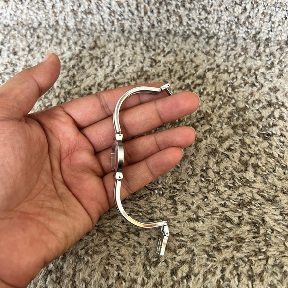 Movado Museum bangle bracelet women’s silver watch with black face - Picture 6 of 10